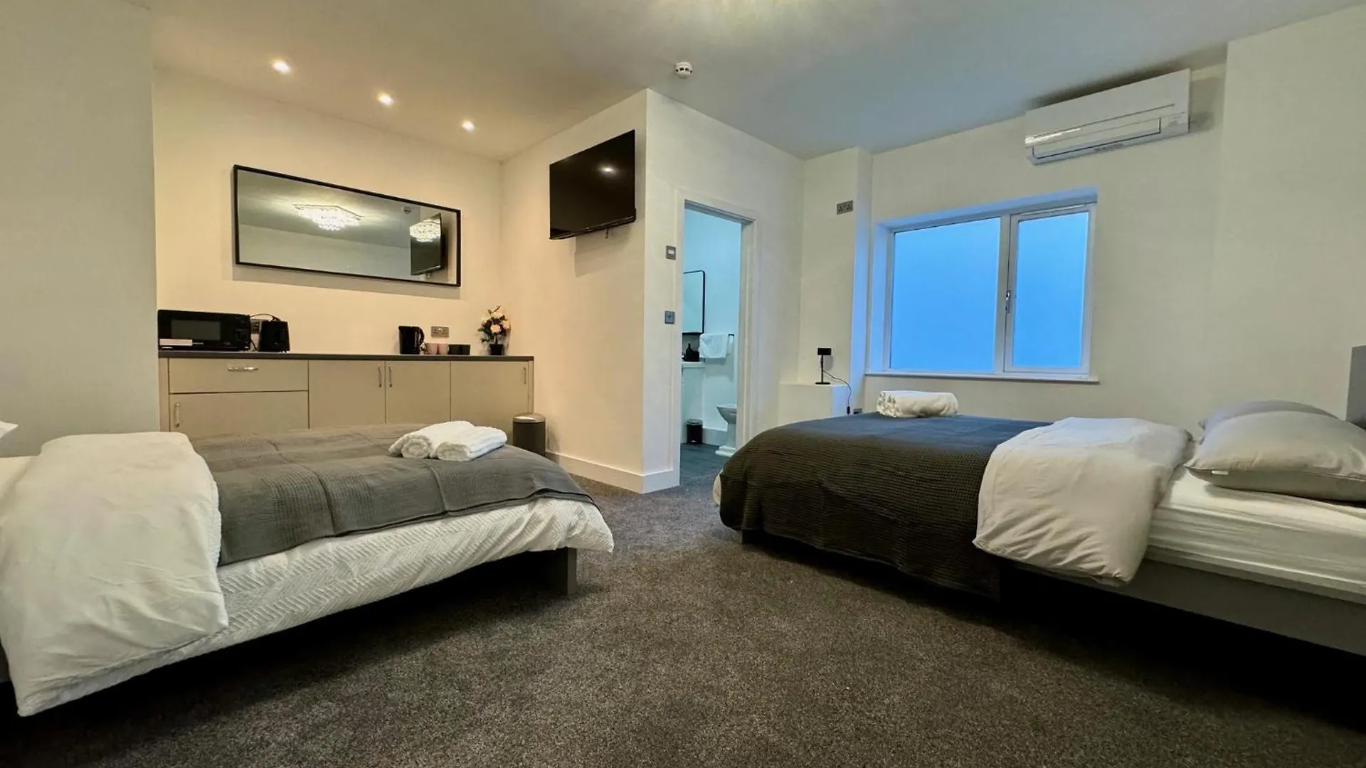 *** Hotel Seafarers Stays Southampton United Kingdom